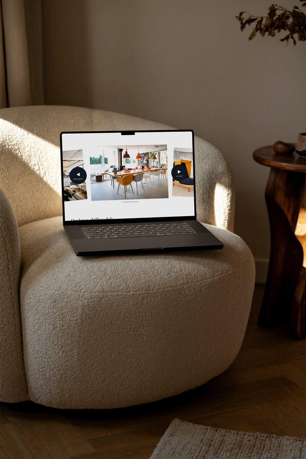 Carrousel d’images du site Covivio sur ordinateur portable