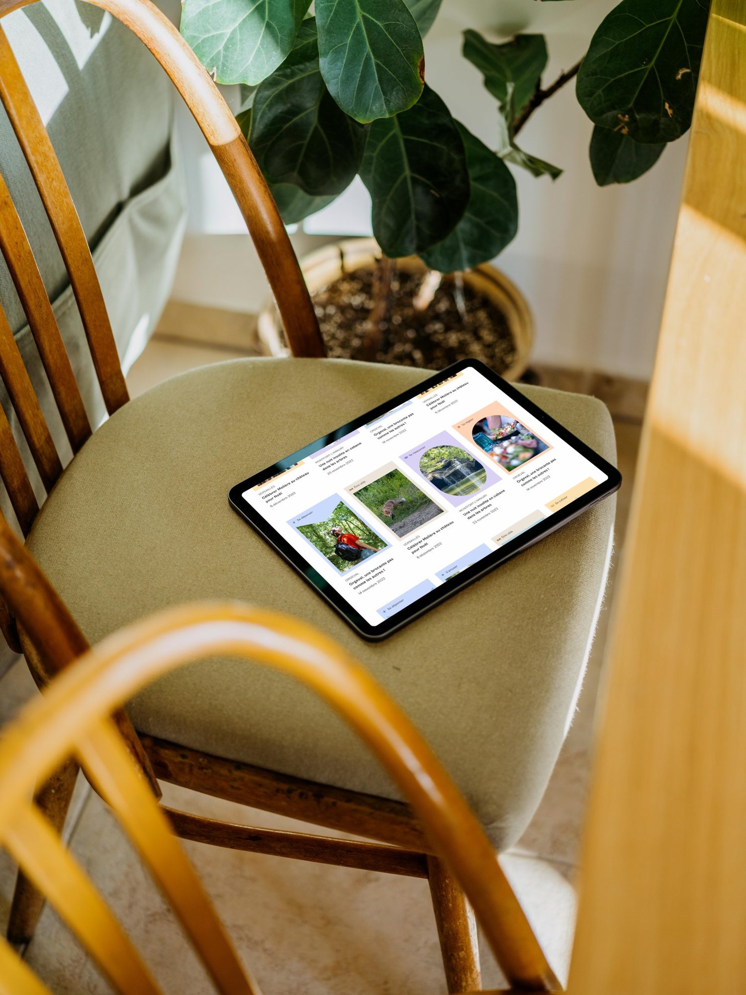 Site Destination Yvelines affiché sur tablette